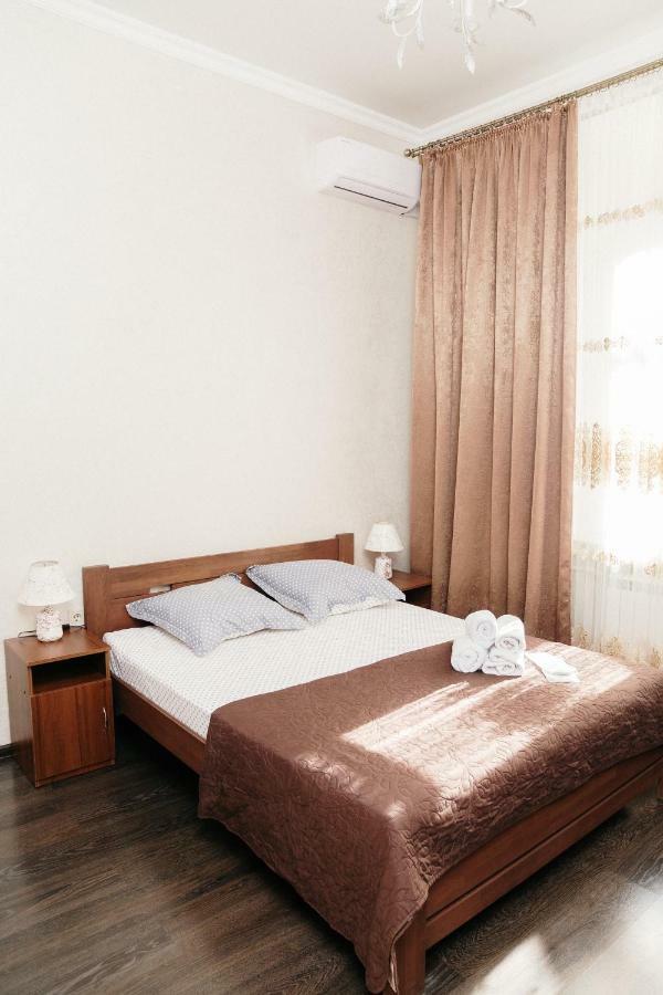 Mini Otel Cozy Patio Odessa Exterior foto